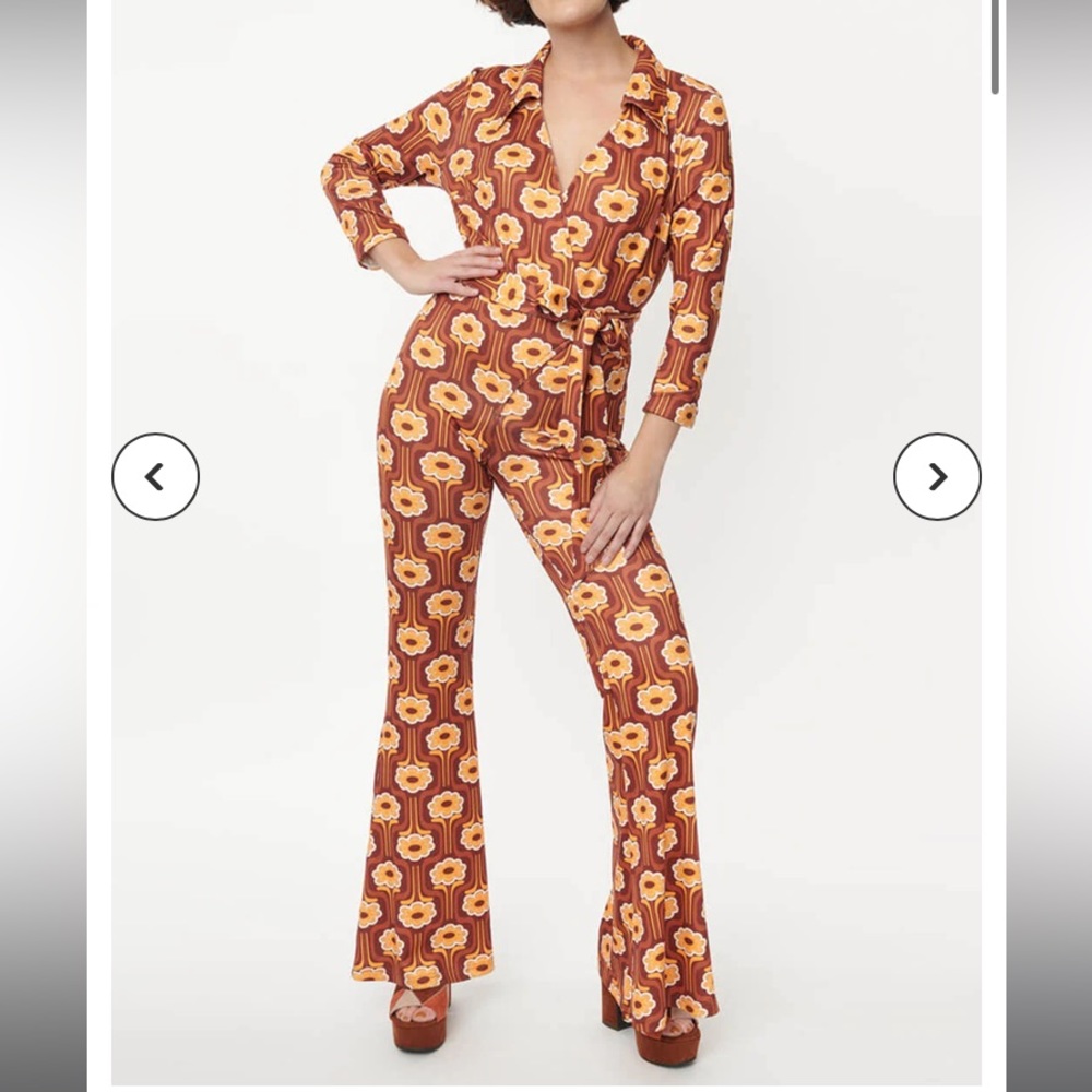 NWT Unique Vintage Orange Yellow Daisy Daze Print Jumpsuit XS / 2